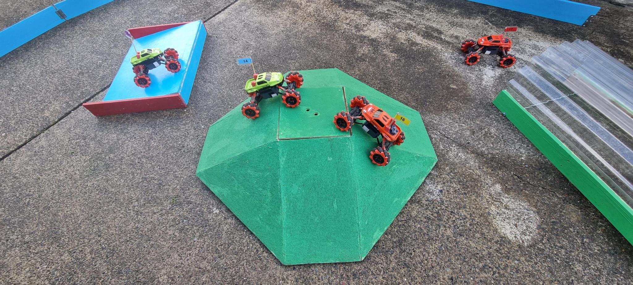 Krazy Kars history photo 1 – RC cars lined up and ready