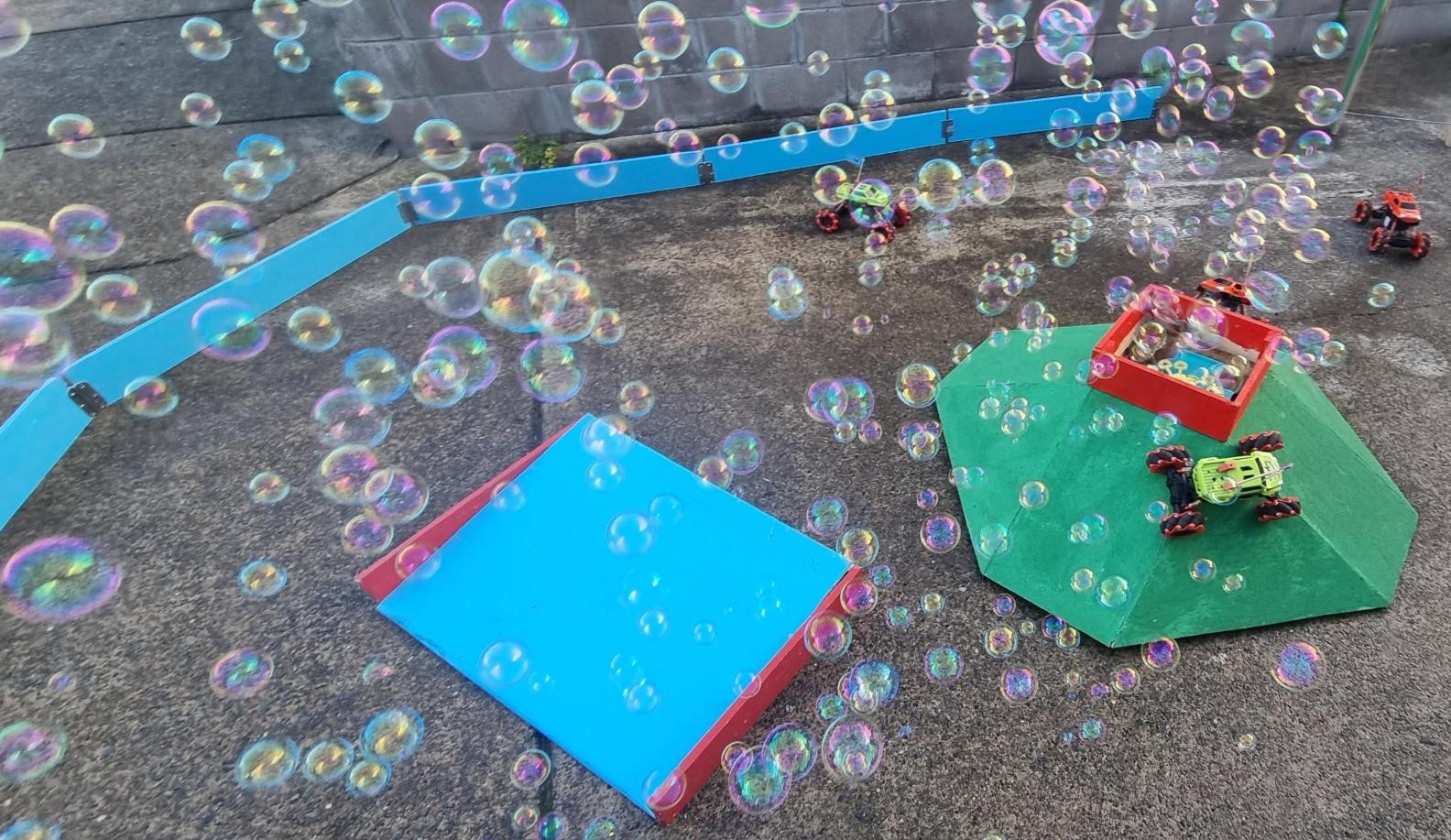 Krazy Kars history photo 2 – kids racing in the enclosed arena